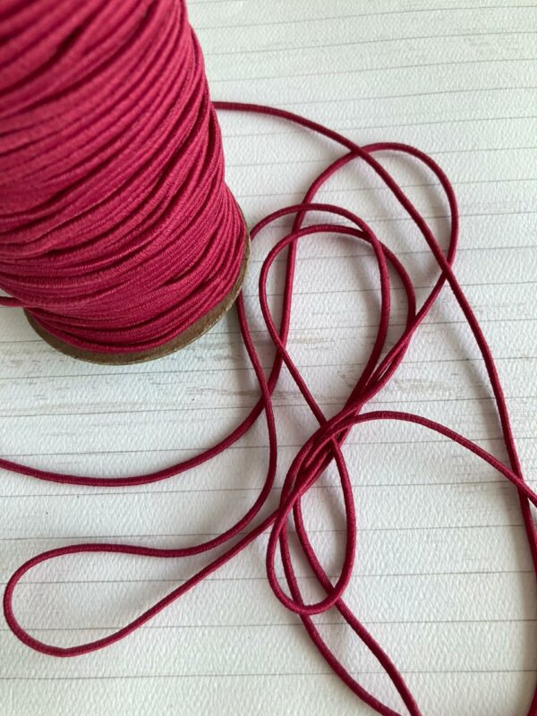 11162115 Elastico tubular 2mm color Cereza carrete 100m