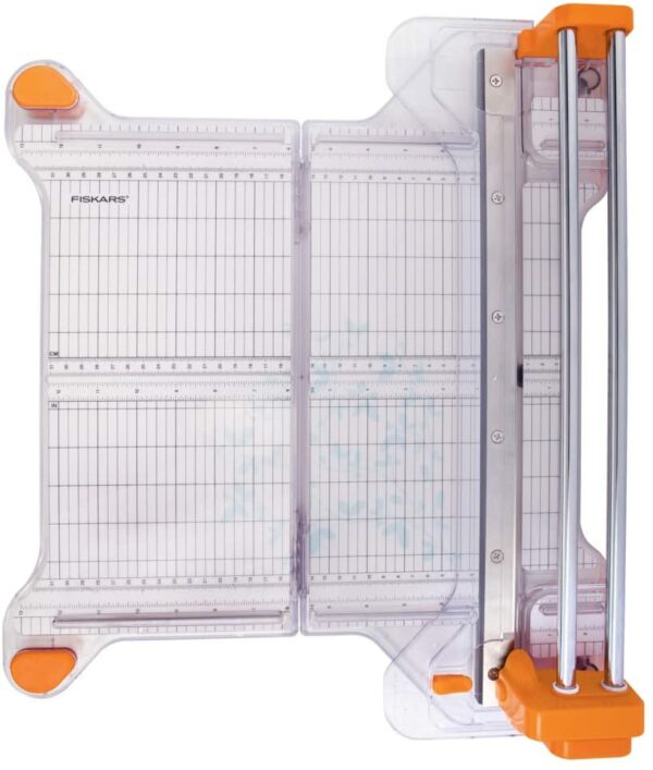 60121301 Cortadora rotativa  de precisión marca Fiskars  12-pulgadas