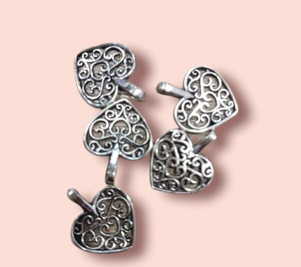 60111410 Decoración corazón metal 15 x 17 mm - color plata