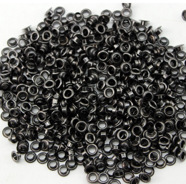 Eyelets 3/16” (.5cm ) Paq. 50 pzas  Onix / Sirve para sujetar elástico en libretas