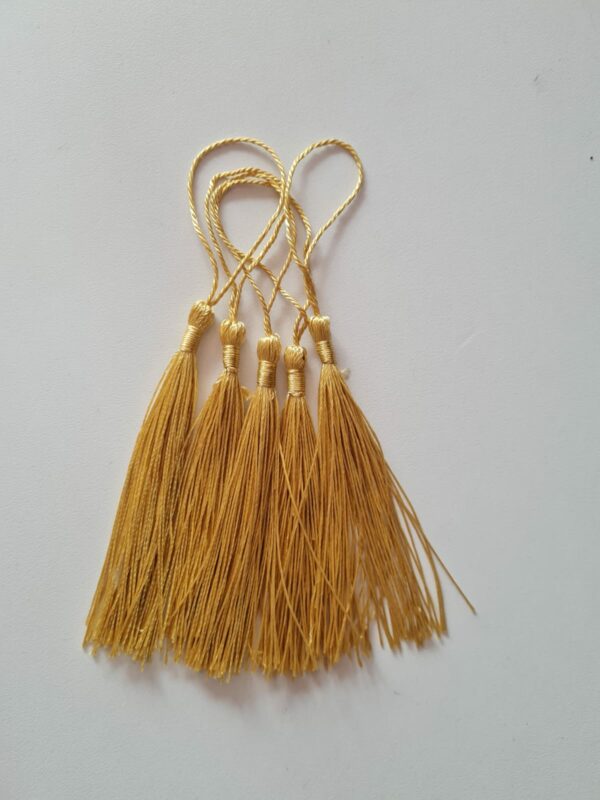 60111410 Borla de seda - 8 cm largo - 10 piezas color Dorado