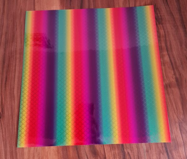 44121635 Vinil adhesivo Sirena arcoiris 30 x 30 cm (1 hoja)