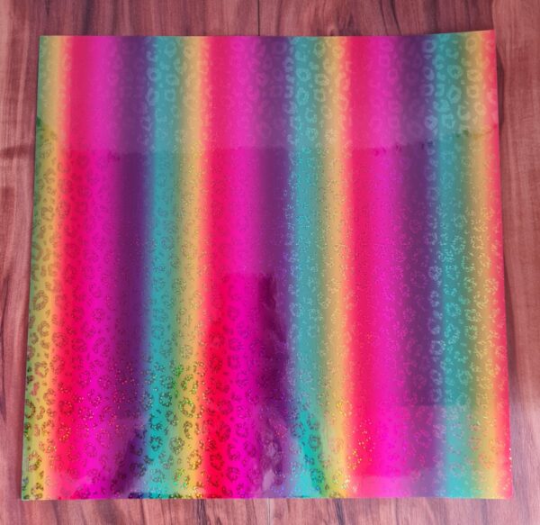 44121635 Vinil adhesivo Animal Print arcoiris 30 x 30 cm (1 hoja)