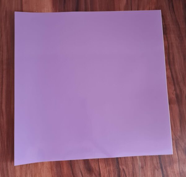 44121635 Vinil adhesivo Púrpura pastel brillo 30 x 30 cm (1 hoja)