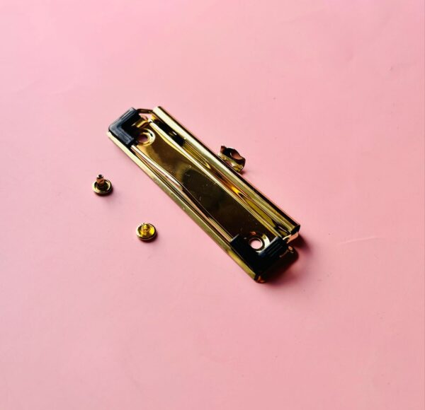 Clip de metal para carpeta color oro - Image 3