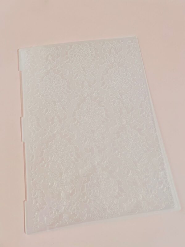 23251802 Carpeta de Embossing Tamaño Carta Modelo 15 (Happy Hobby Scrap)